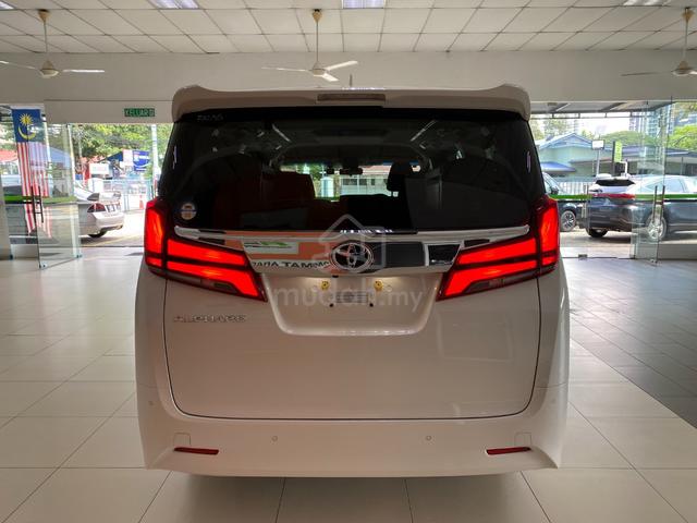 2022 Toyota ALPHARD 2.5 X 8 SEATER - 5