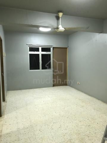 Alpha Arena Apartment 1