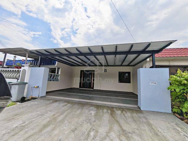 Bukit Kempas Single Storey Low Cost Terrace Newly Fully Renovated 1