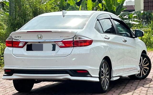 2018 Honda CITY 1.5 V FACELIFT (A)CARKING TIPTOP - 2