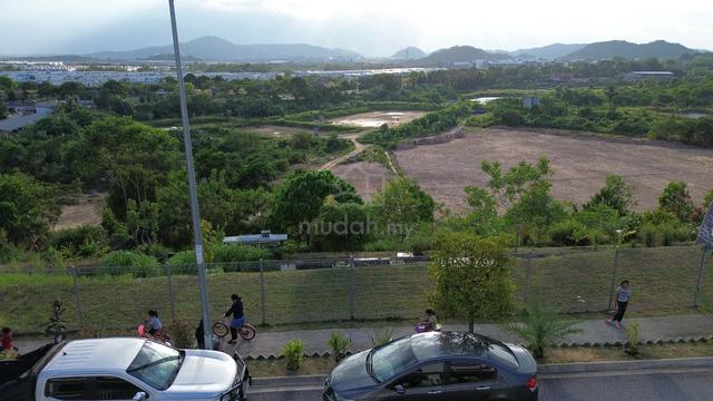 Freehold Non-Bumi |Double Storey Ara Sendayan |Unblocked View 1