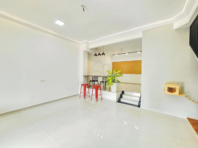 Bandar Sungai Long Double Storey House Move in condition Newly Reno 1