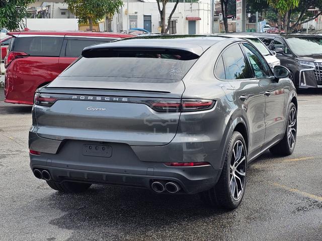 2022 Porsche CAYENNE 3.0 V6 COUPE Full Spec OFFER - 2