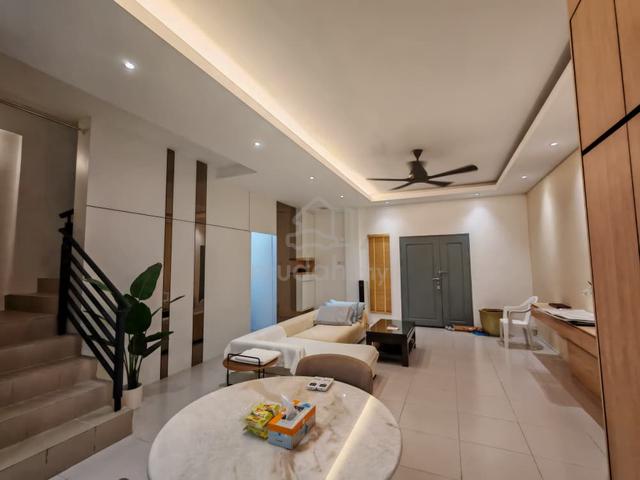 NICELY DESIGN UNIT - 10th Mile Bucida Bucida Lower Unit Townhouse 1