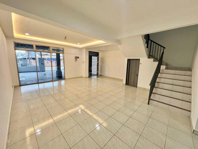 Pontian Taman Mutiara, 22x70 Double Storey Terrace 4 Bed Renovated 1