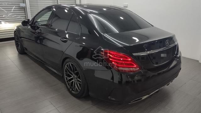 Mercedes Benz C200 2.0 (A) Year 2016 - 4