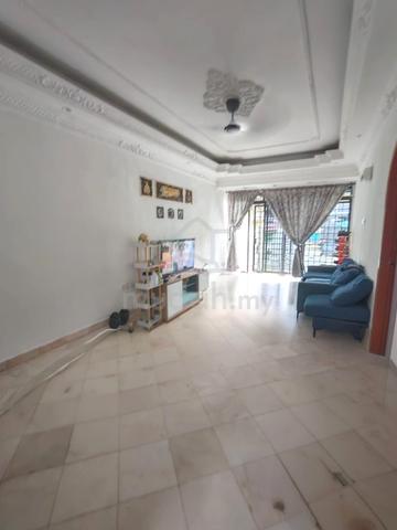 22 x 70 Terrace House for Sale / Johor Jaya 1