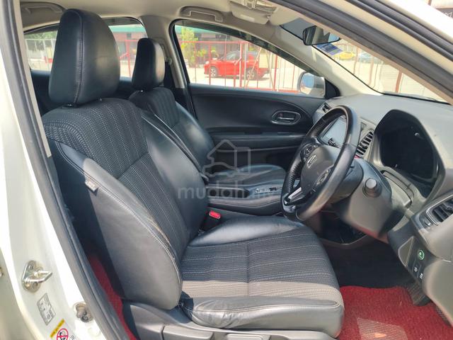2015 Honda HR-V 1.8 V Full Spec 5-Years Warranty - 3