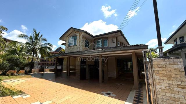 Hidden Gem, Big Land Size Bungalow @ BDC, Taman Satria Jaya, Kuching. 1