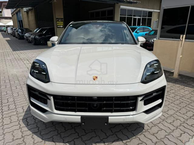 2024 Porsche CAYENNE COUPE 3.0 NFL PANORAMIC ROOF - 3