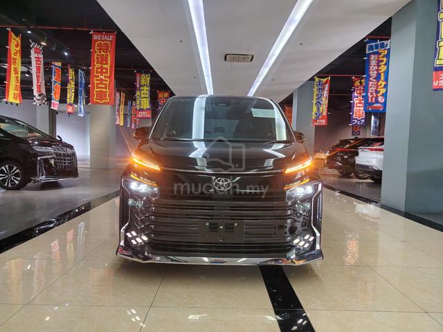 2022 Recon Toyota VOXY 2.0 S-Z P/DR P/BT HUD 360 - 2