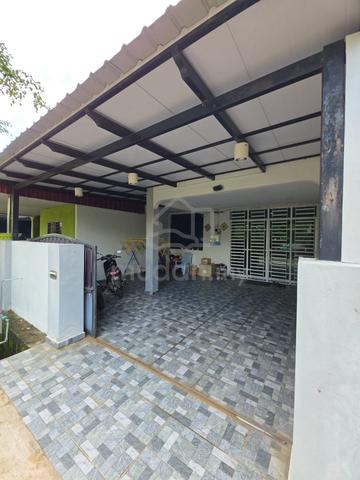 Cantik, siap reno, tak berdepan pintu rumah jiran. Taman Mahsuri . 1