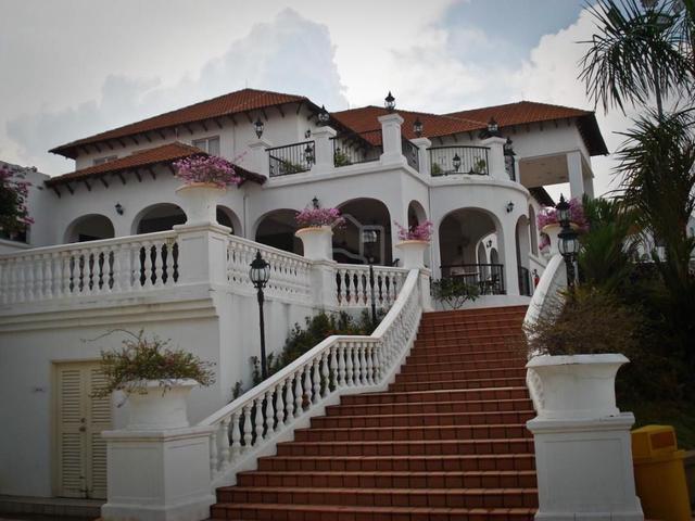 Spanish Villa CONDOMINIUM, Taman Tasik Jaya, Senawang, Seremban 1