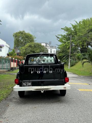 Ford f100 - 4