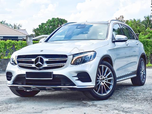 2017 Mercedes Benz GLC250 4MATIC COUPE AMG LINE - 4
