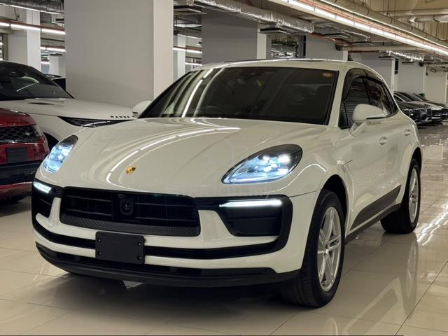 2022 Porsche Macan 2.0 PDK Free 10 Year Warranty - 1