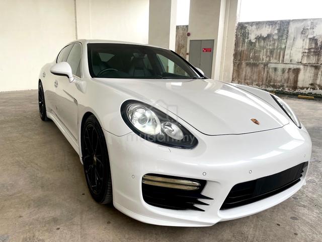 2011 Porsche PANAMERA 4.8 TURBO S-A (A) - 3