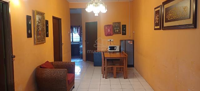 Rumah teres untuk disewa 1
