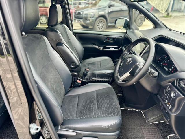 2021 Toyota VOXY 2.0 ZS KIRAMEKI III (A) $118k!!! - 5