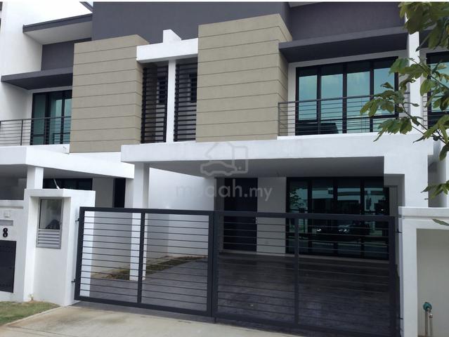 Zircona Alam Impian 1