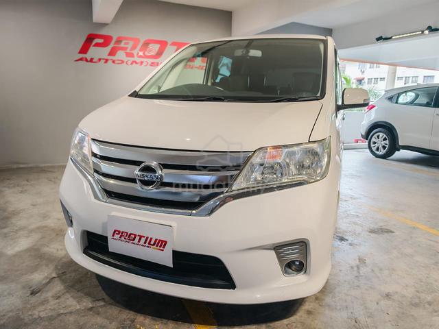 2014NissanSerena Hybrid 2.0(A)B/ListBolehLoanKedai - 2