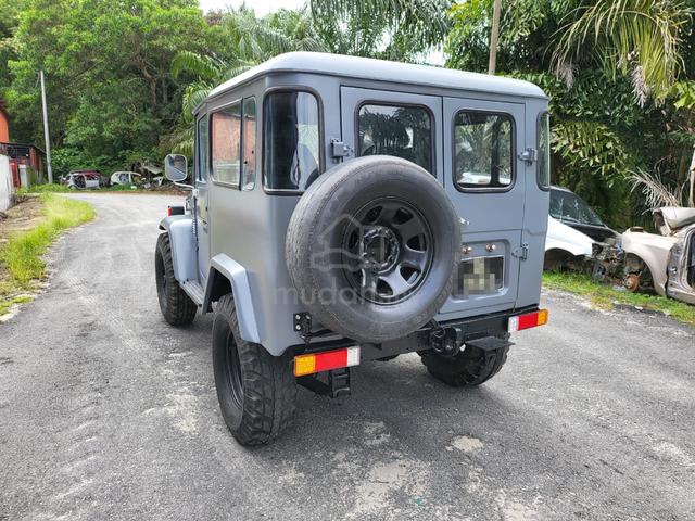 Toyota Land Cruiser BJ40 is a legendary car - 4