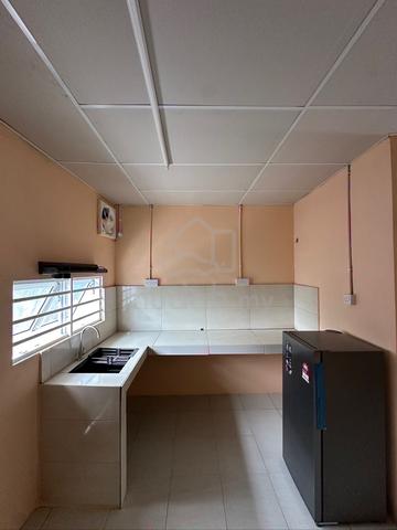betong house for rent 1