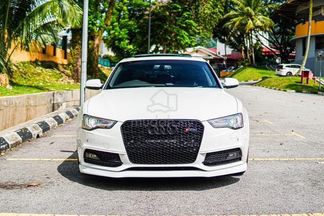 Audi A5 2.0 QUATTRO S-LINE F/Convert RS5 B&O Local - 3