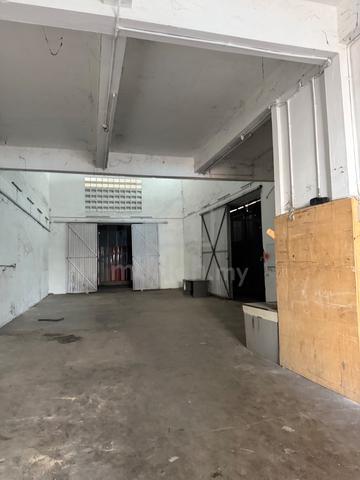 Double Storey Semi D Factory For Rent at Pending Industrial Estate 1