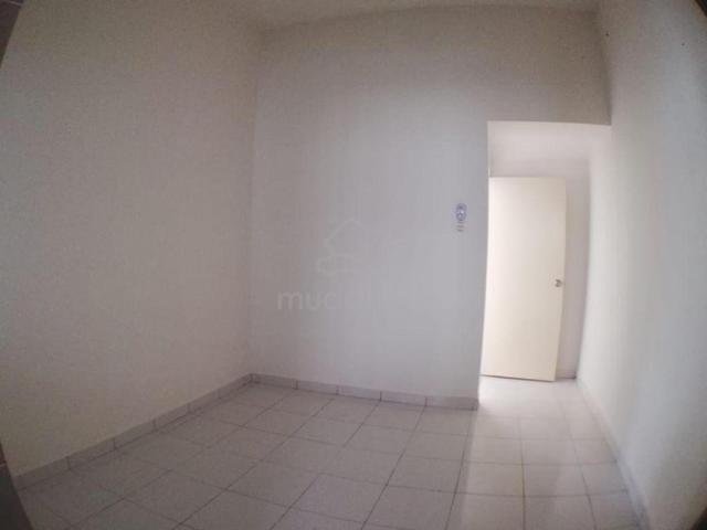 Double Storey Freehold 4R3B Renovate Taman Desa Jati, Nilai For Sale 5