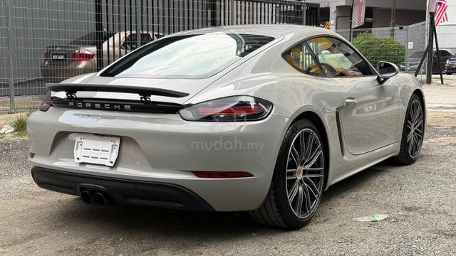 Crayon Red Interior 2022 Porsche 718 2.0 CAYMAN - 5