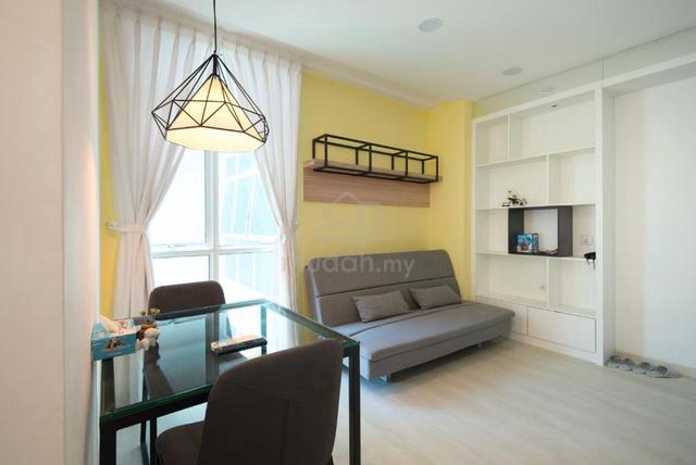 Straits Garden Suite 1