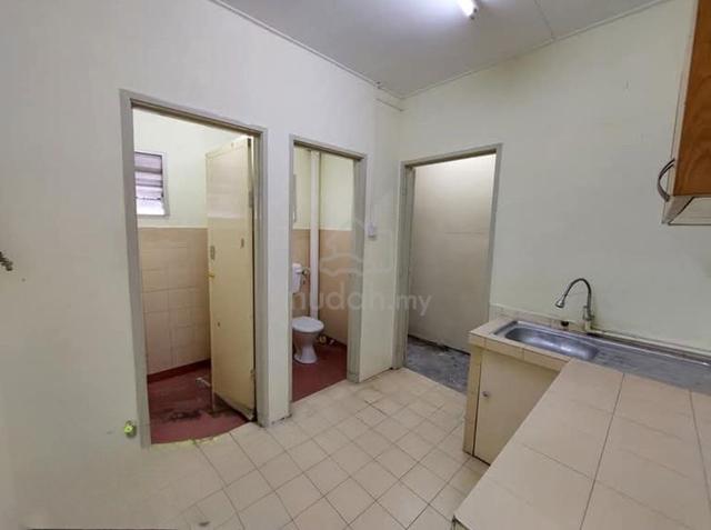 Klebang Freehold Single Storey Terrace House (Low Cost, Renovated) 5