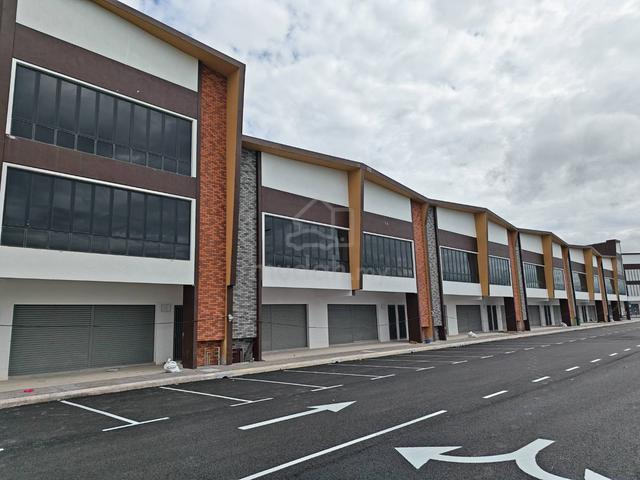 NEW AREA🔥Ground & First Floor Inter Shoplot NADI 2 ECOHILL Semenyih 1