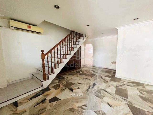 Sentosa Klang Double Storey House Renovated & Extended Value Buy 1