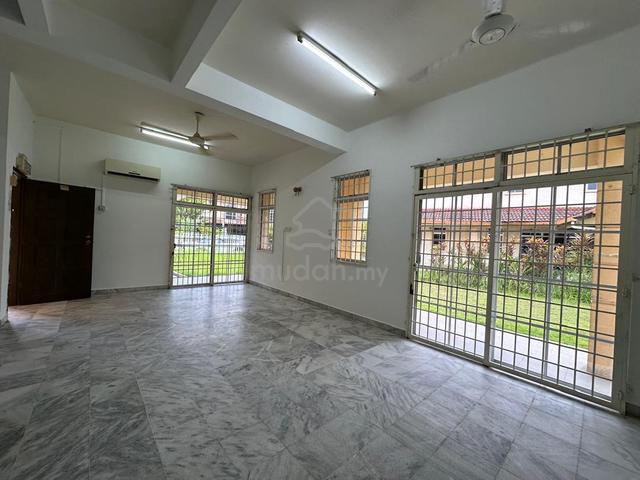【End Lot】EXTRA LAND BANDAR LAGUNA MERBOK - Double Storey Terrace House 1