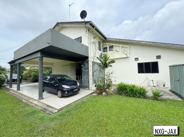 Taman Gembira Klang Double Storey Bungalow with Huge Land for sale 1
