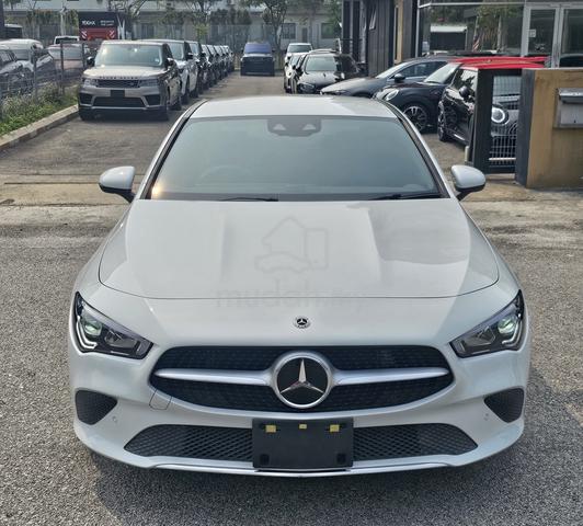 Mercedes Benz CLA180 1.3 PREMIUM UNRE SEDAN - 3
