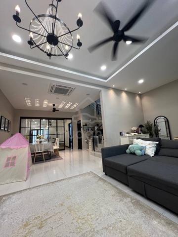 Direct Owner Fully Renovated Double Storey Terrace Taman Pulai Indah 1