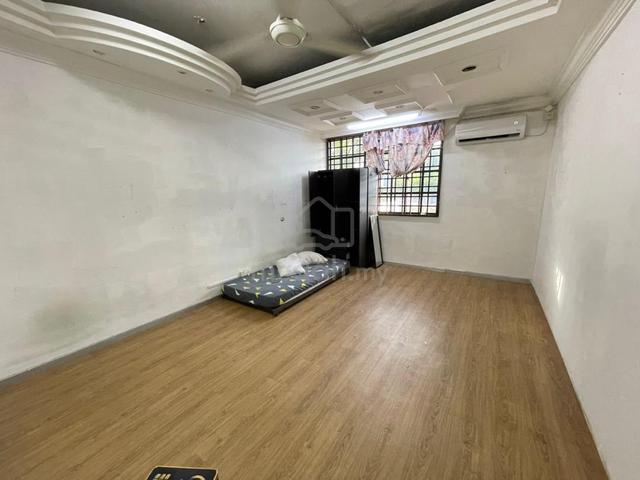 Room For Rent  Taman Pelangi Johor Bahru 1