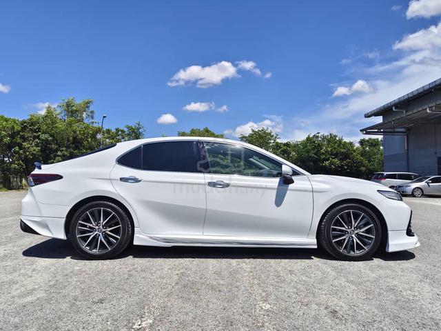 2023 Toyota CAMRY 2.5 V FACELIFT (A) FULL LOAN - 3