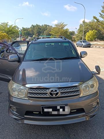 2010 Toyota FORTUNER 2.7 V FACELIFT (A) - 5