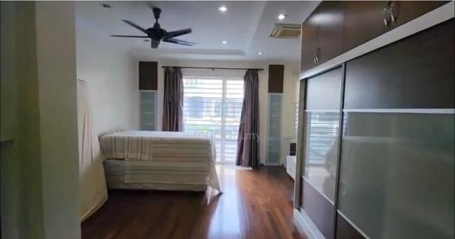 Three Storey Terrace House At Tanjung Bungah 1