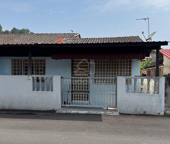 Perak Ulu Kinta Partially Furnished Terraced House For Rent 1