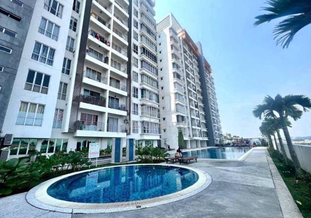 7 Tree Seven Residence 1