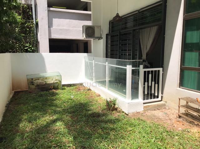 Parc Regency 1