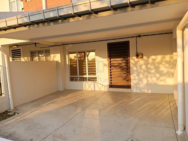 [Double Storey] Iringan Bayu,,Sri Sendayan , Seremban [Green Area] 1