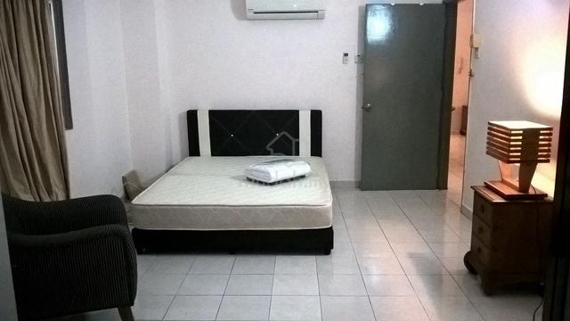 Master Room At Tiara Kelana Condo SS7 Kelana Jaya Near Paradigm Mall 1