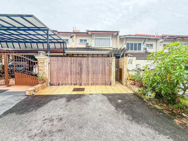 RENOVATED Double Storey Terrace Taman Prima Saujana, Kajang 1