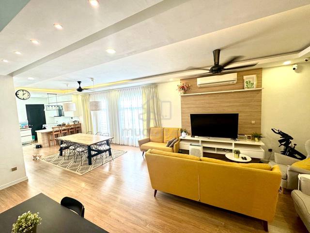 END LOT | FULLY RENOVATED | Double Storey Taman Bangi Avenue 4